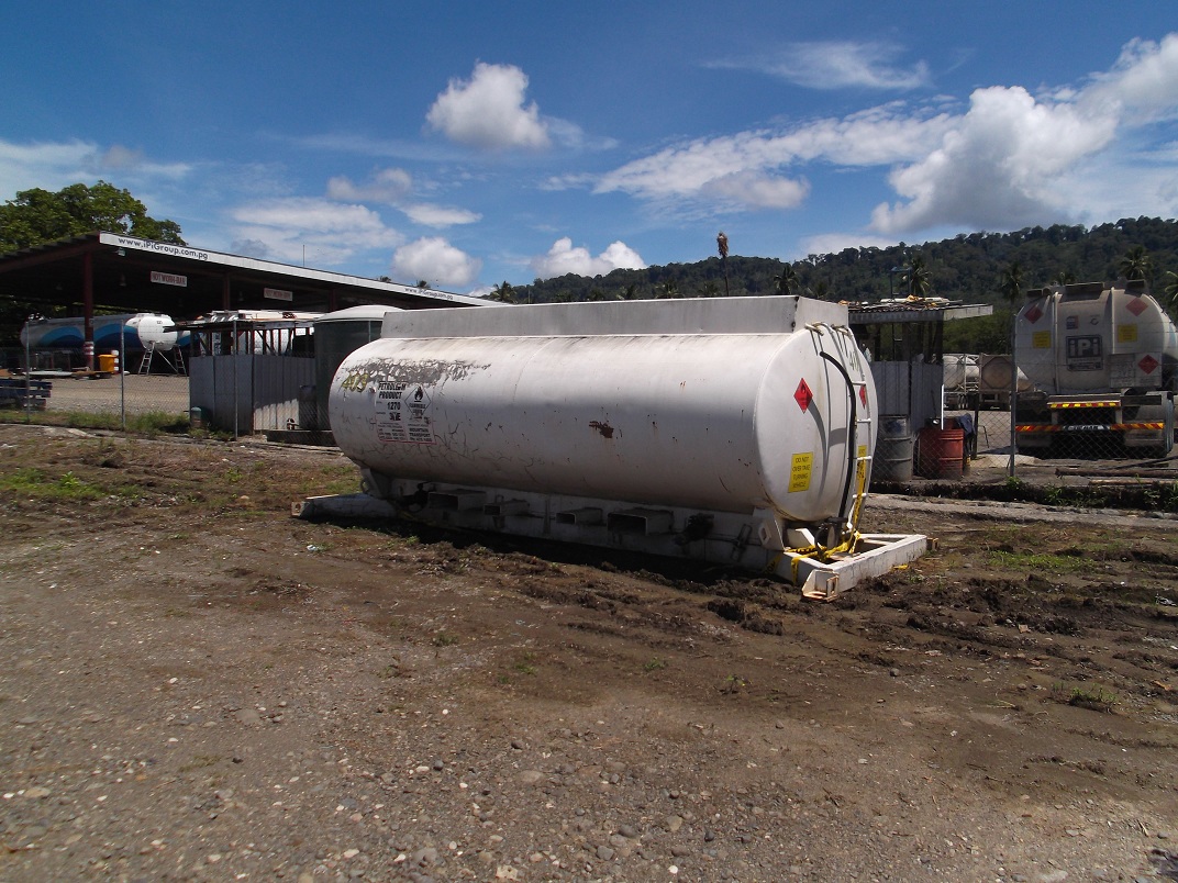 Demountable oil tanker for Papua New Guinea