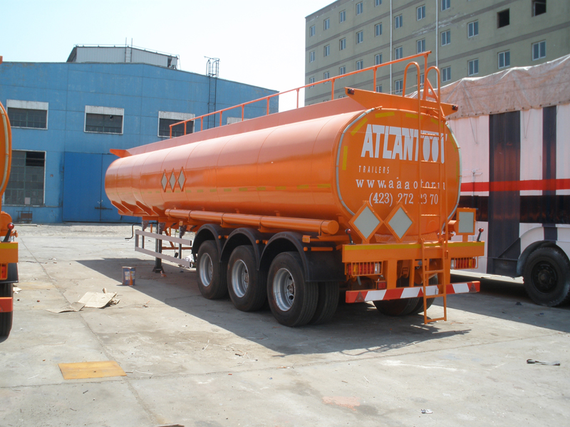 Steel tanker trailer for Russia