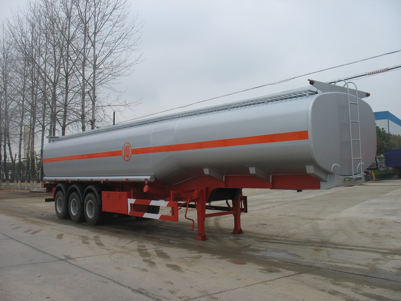 Steel tanker trailer for Domestic